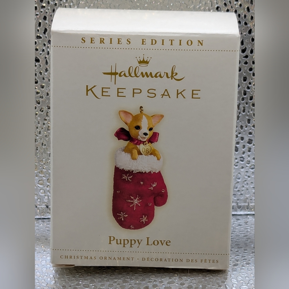 Hallmark Puppy Love #16 Chihuahua Ornament,New,,2006